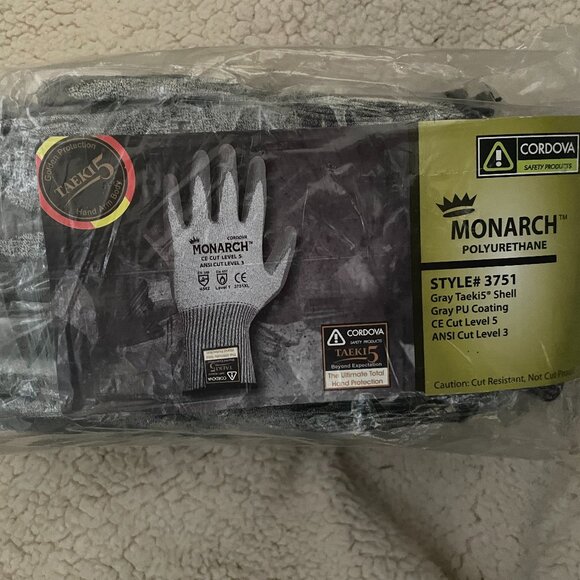CORDOVA# 3751 MONARCH-PU 13 Gauge Taeiki 5 Glove , Package of 12, NWT - Picture 1 of 5
